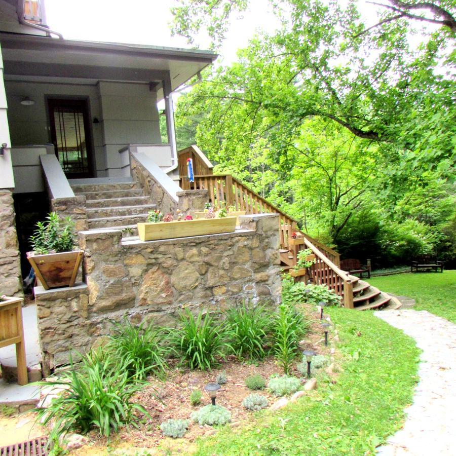 Red Leaf River Inn Waynesville Buitenkant foto