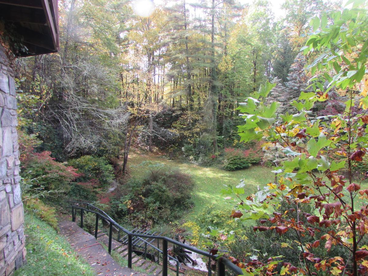 Red Leaf River Inn Waynesville Buitenkant foto