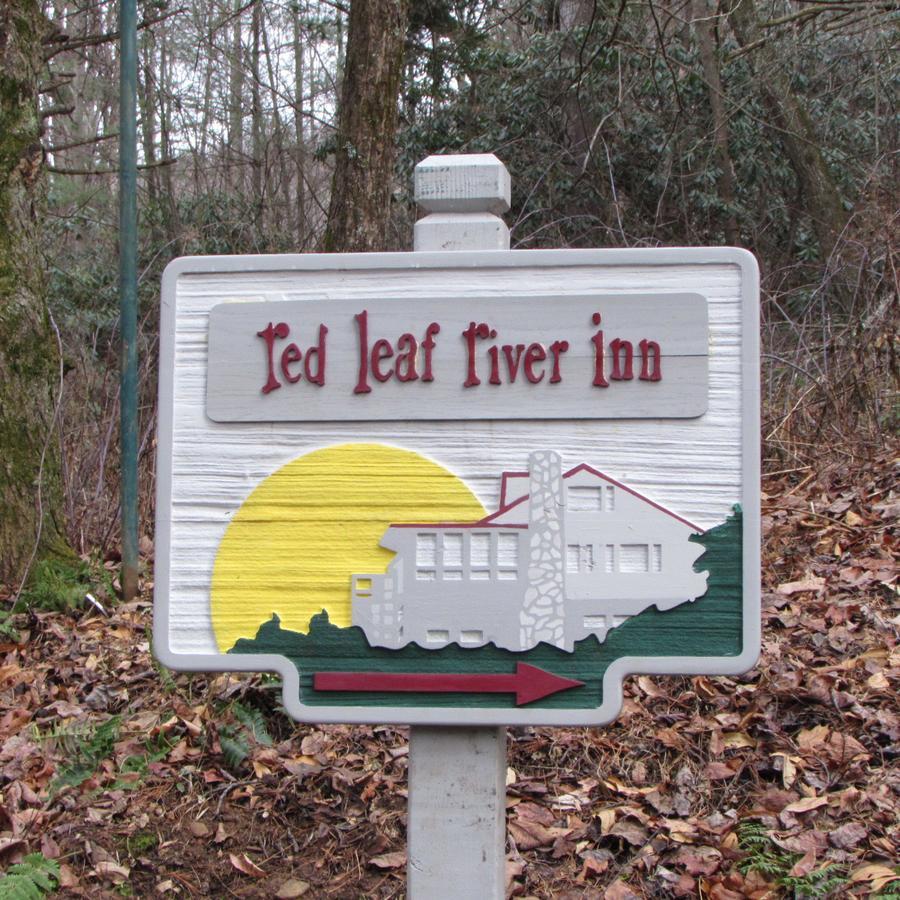 Red Leaf River Inn Waynesville Buitenkant foto