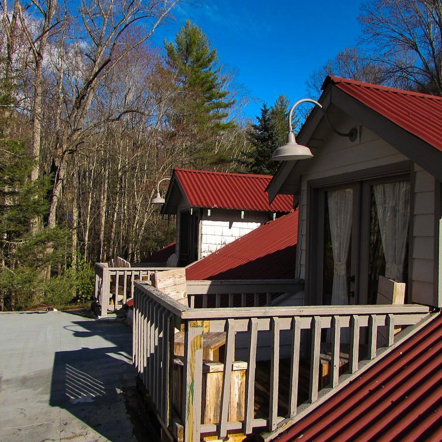 Red Leaf River Inn Waynesville Buitenkant foto