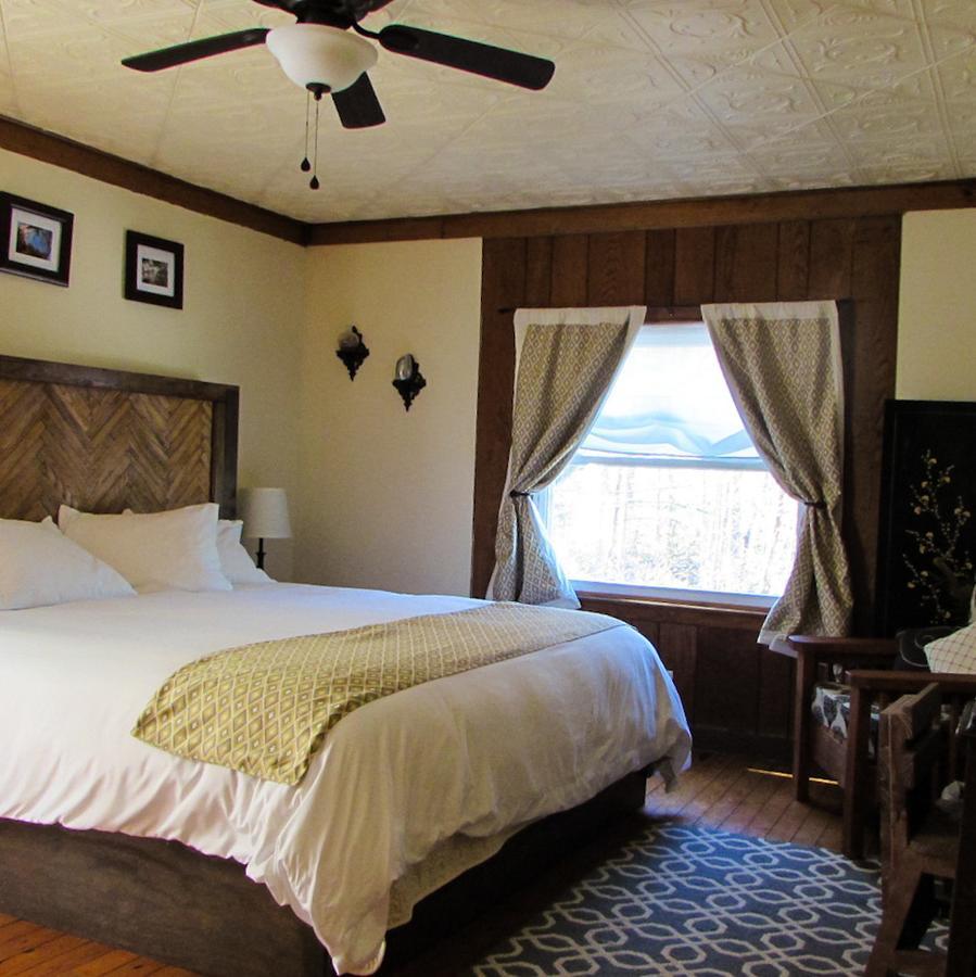 Red Leaf River Inn Waynesville Buitenkant foto